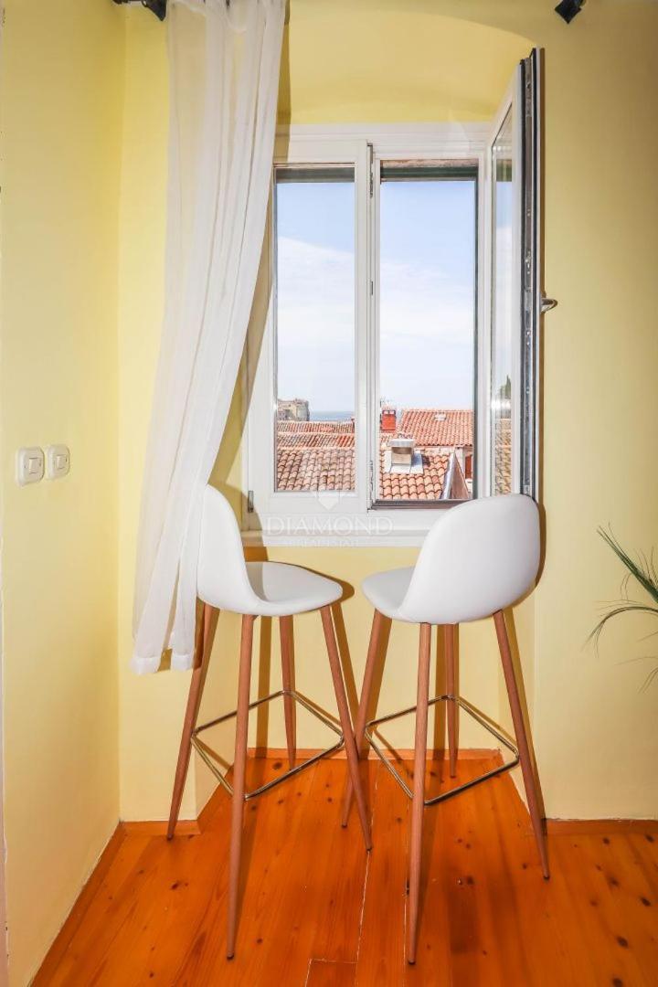 Augusta Ferri Apartment